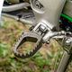 Apoya pies larga distancia SHARK HONDA CRF 230/ CRF 250F/ TORNADO/ XRE 300/ YAMAHA XTZ 250/ SAHARA 300 BIKER®