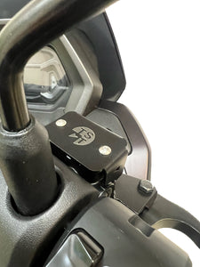 Juego protector deposito liquido frenos YAMAHA NMAX V1/ YAMAHA NMAX CONNECTED/ V3